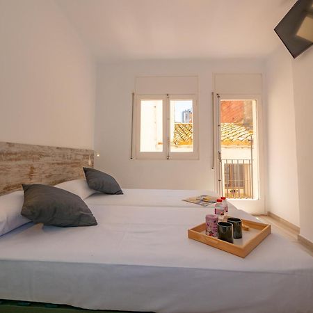 רוזס Agi Gloria Rooms מראה חיצוני תמונה