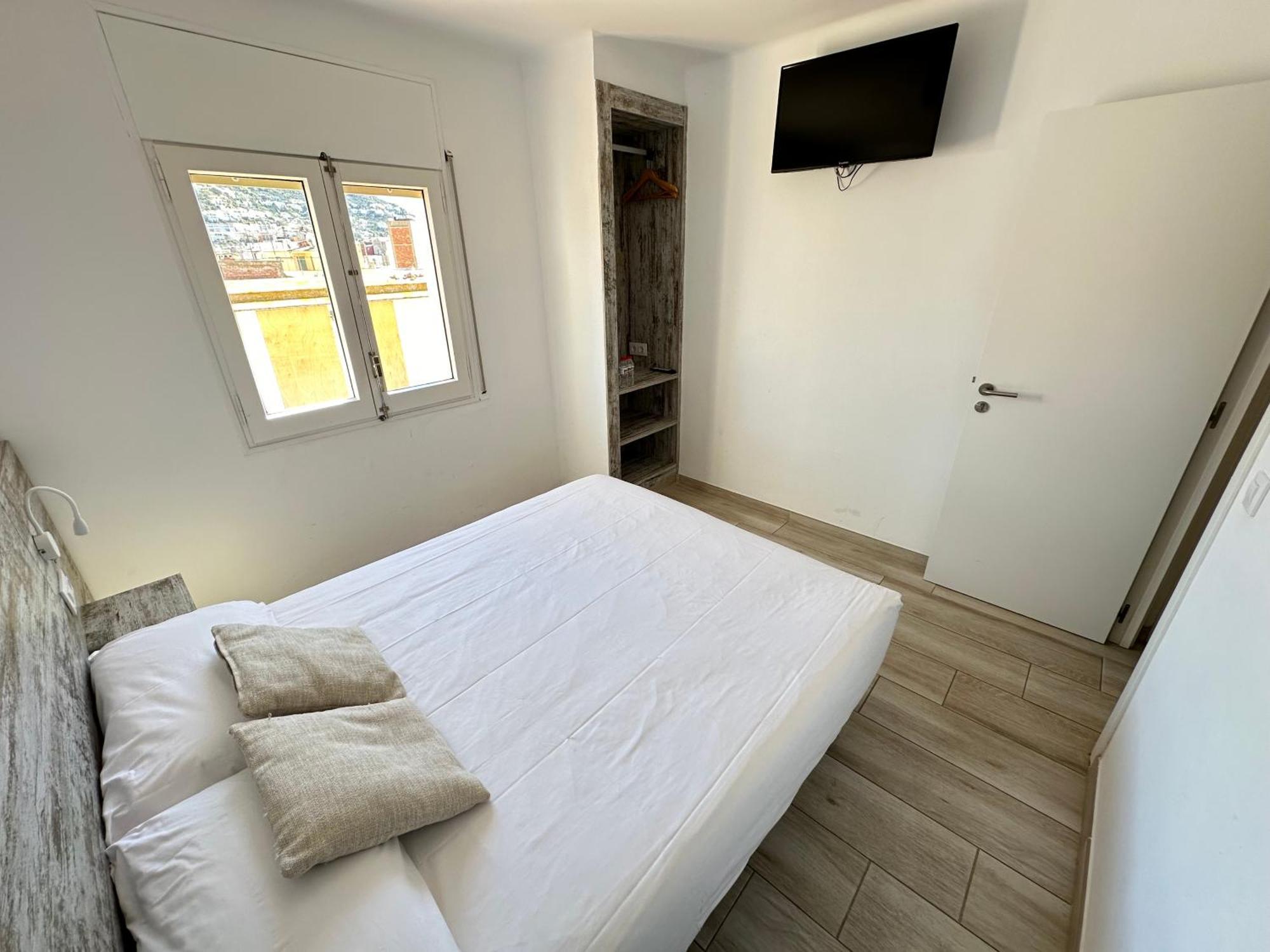 רוזס Agi Gloria Rooms מראה חיצוני תמונה