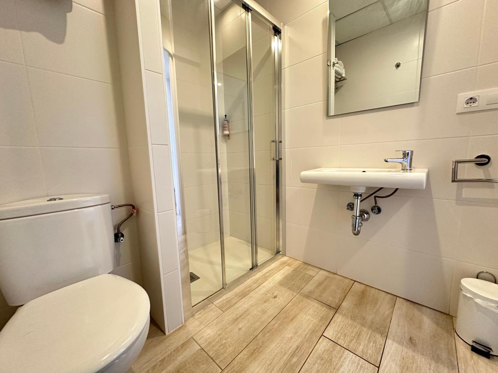 רוזס Agi Gloria Rooms מראה חיצוני תמונה