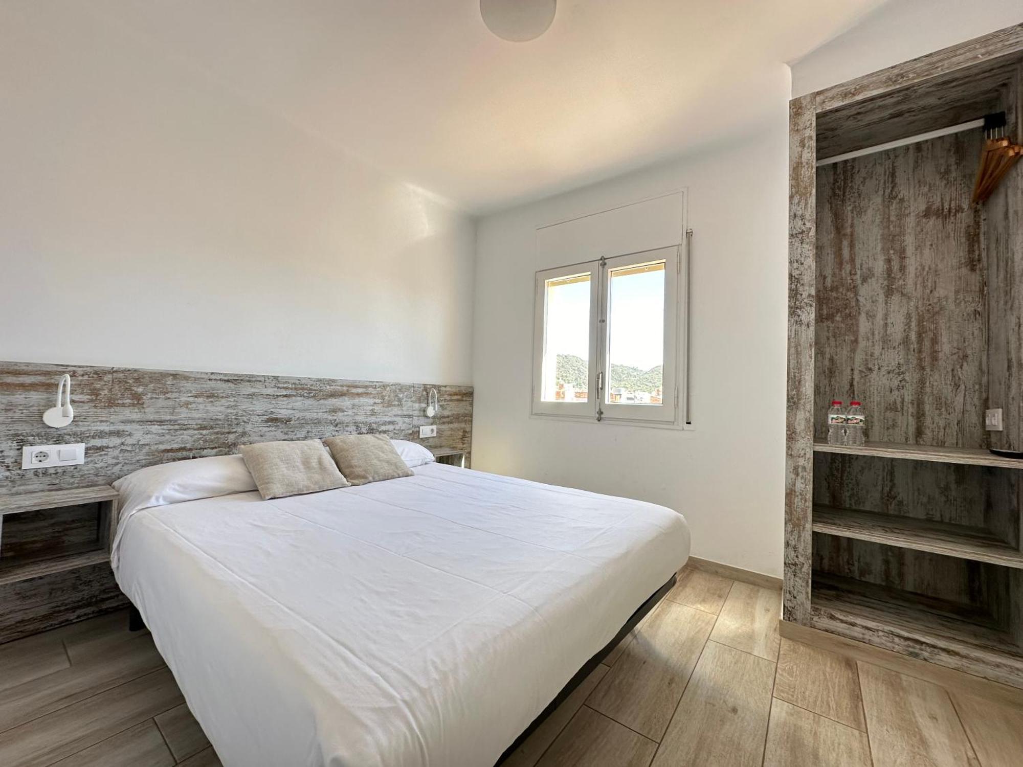 רוזס Agi Gloria Rooms מראה חיצוני תמונה