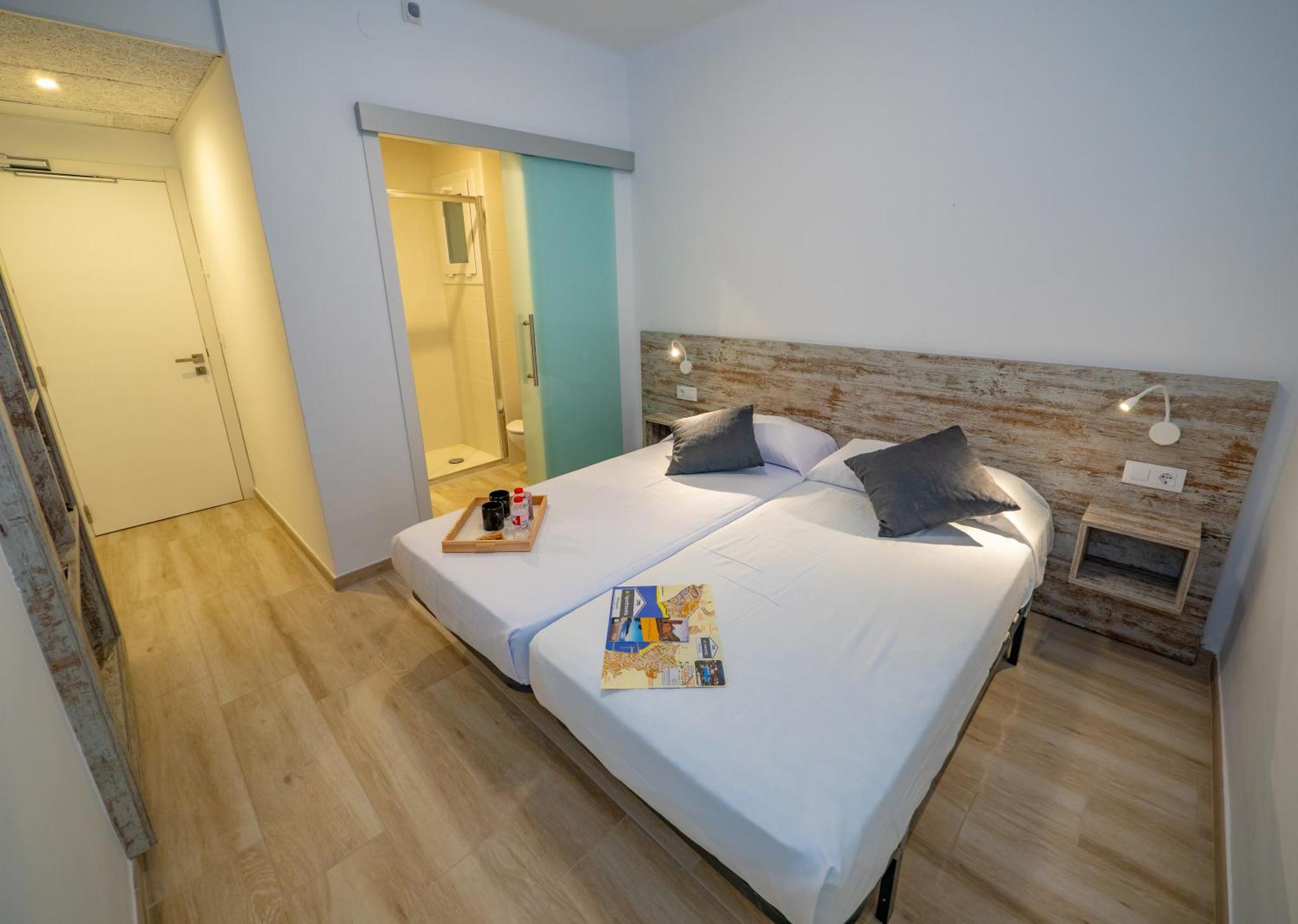 רוזס Agi Gloria Rooms מראה חיצוני תמונה