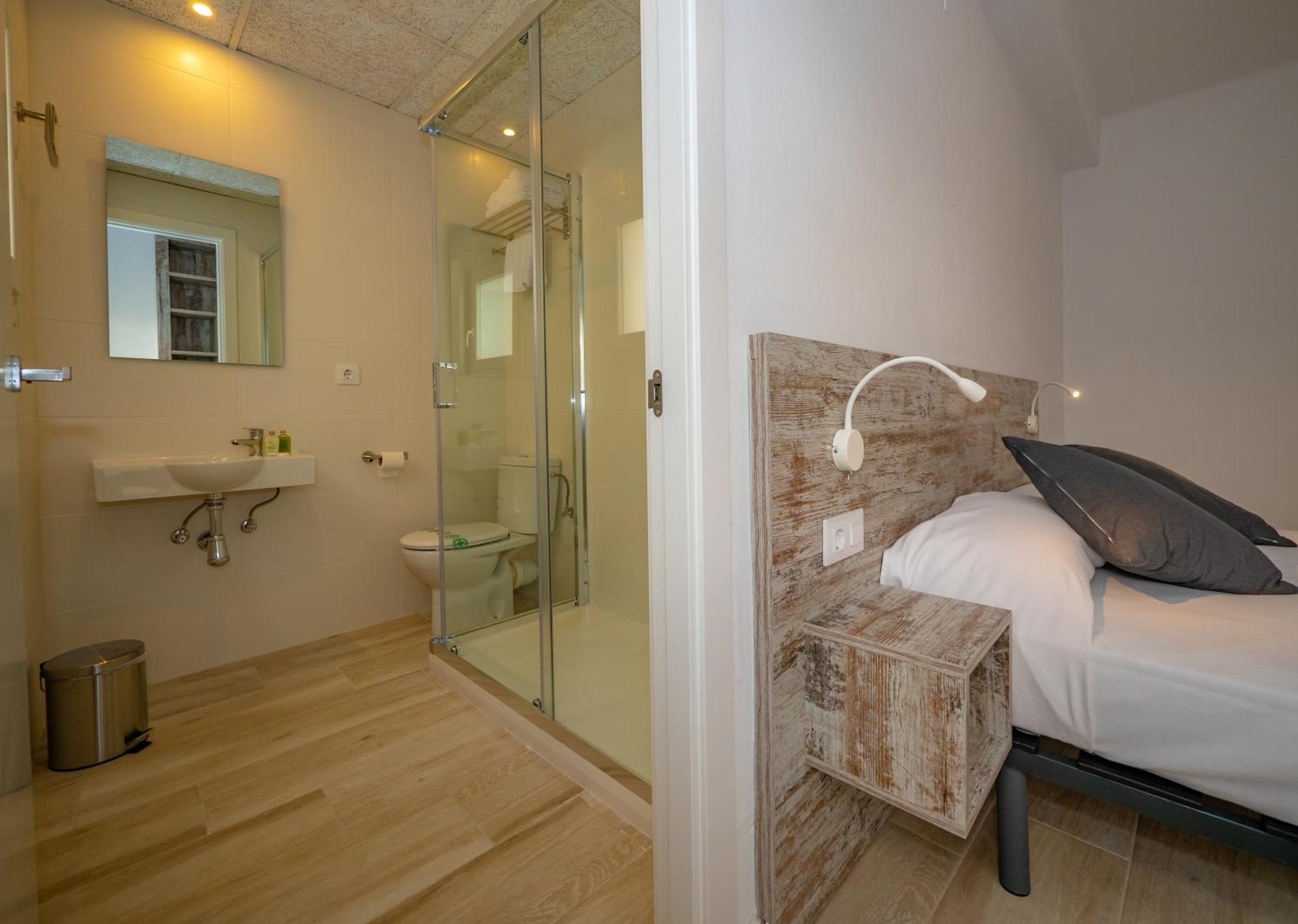 רוזס Agi Gloria Rooms מראה חיצוני תמונה