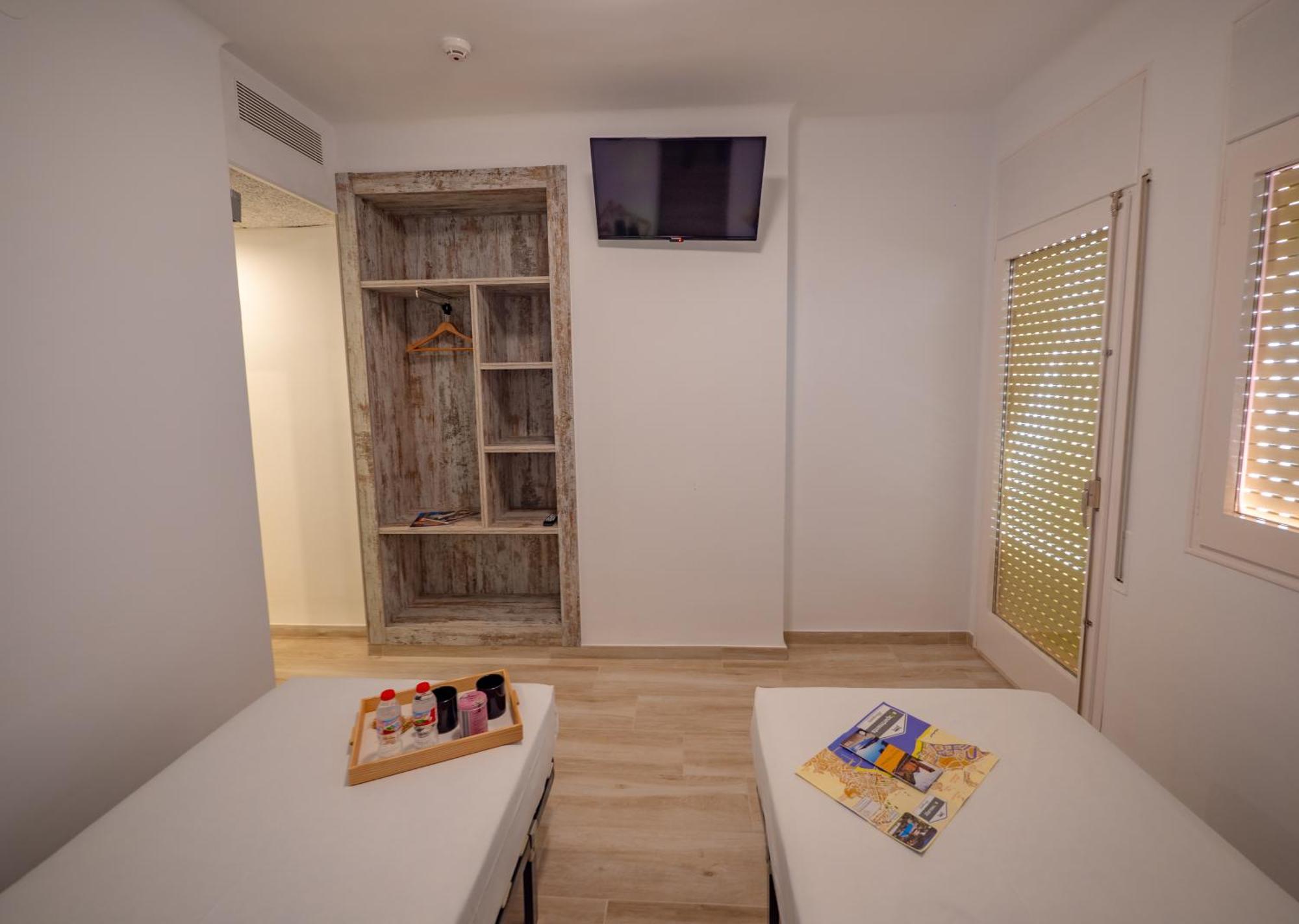 רוזס Agi Gloria Rooms מראה חיצוני תמונה