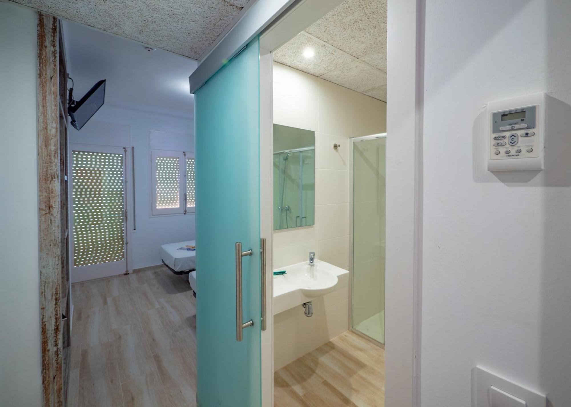 רוזס Agi Gloria Rooms מראה חיצוני תמונה